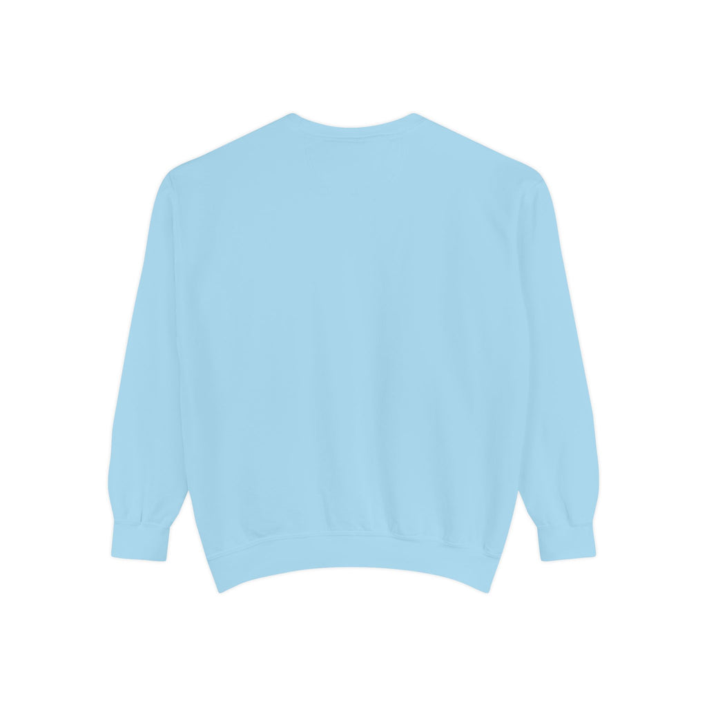 Minimal Sailboat Crewneck Sweatshirt — 'Sail the Sea' Graphic