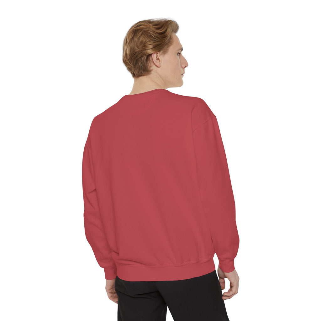Minimal Sailboat Crewneck Sweatshirt — 'Sail the Sea' Graphic