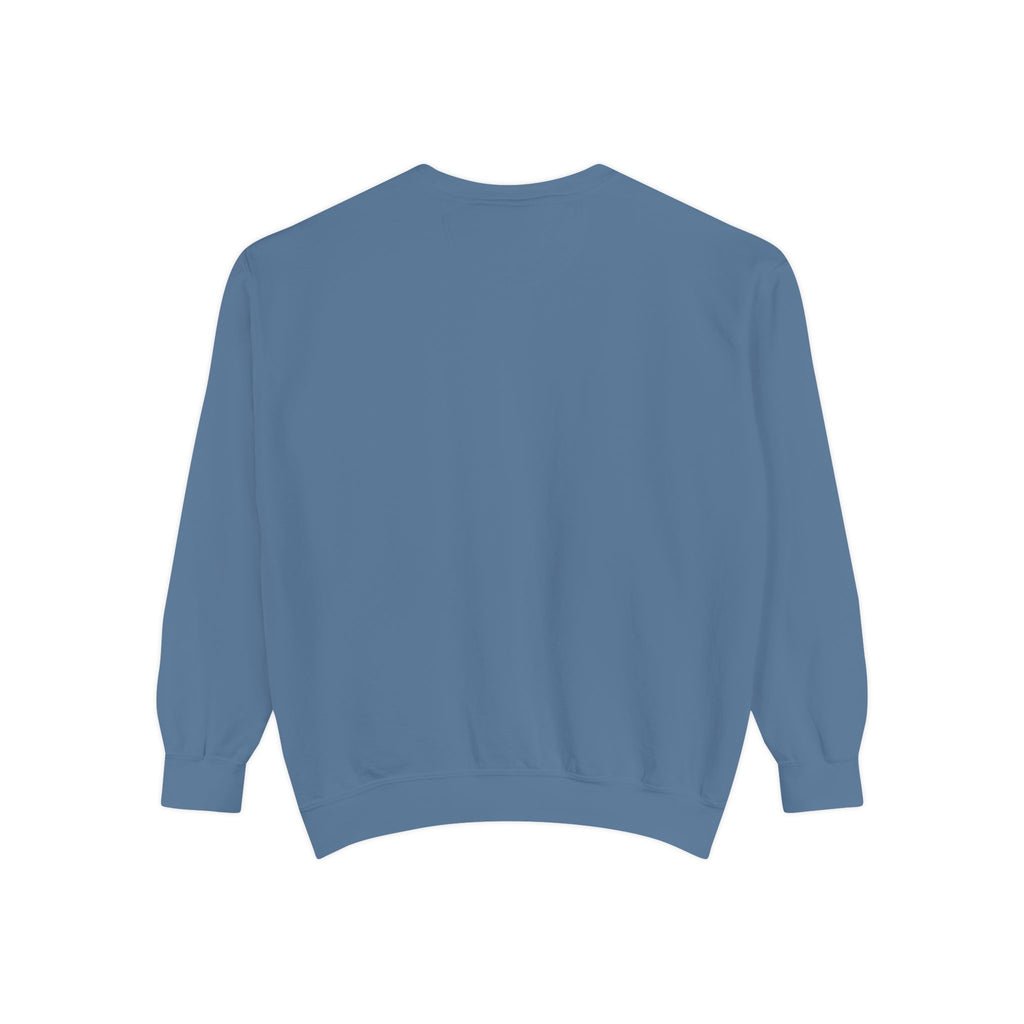 Minimal Sailboat Crewneck Sweatshirt — 'Sail the Sea' Graphic